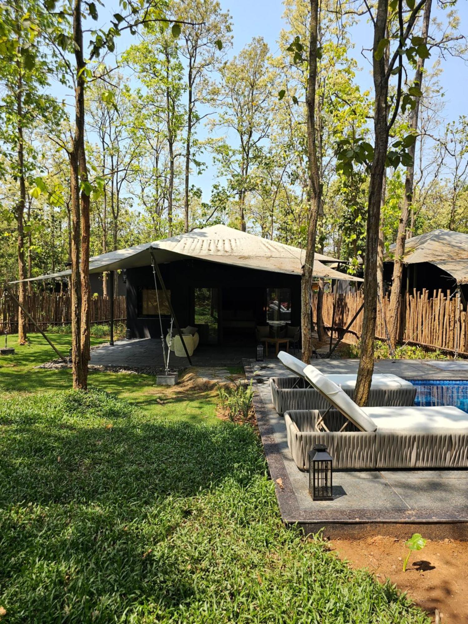 Hotel Sonar Bangla Joypur Forest ภายนอก รูปภาพ